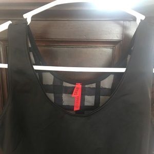 Spank Thinstincts Tank in Very  black size small